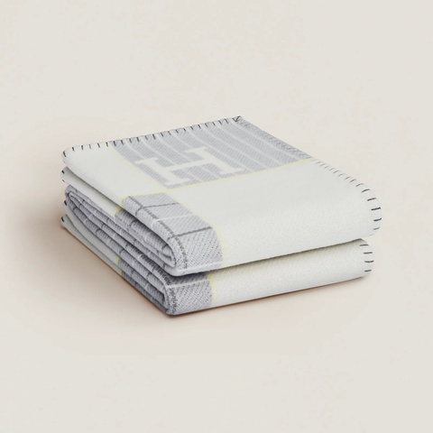 Hermes Avalon Cabriole毛毯 grey 透明袋紙袋皆附