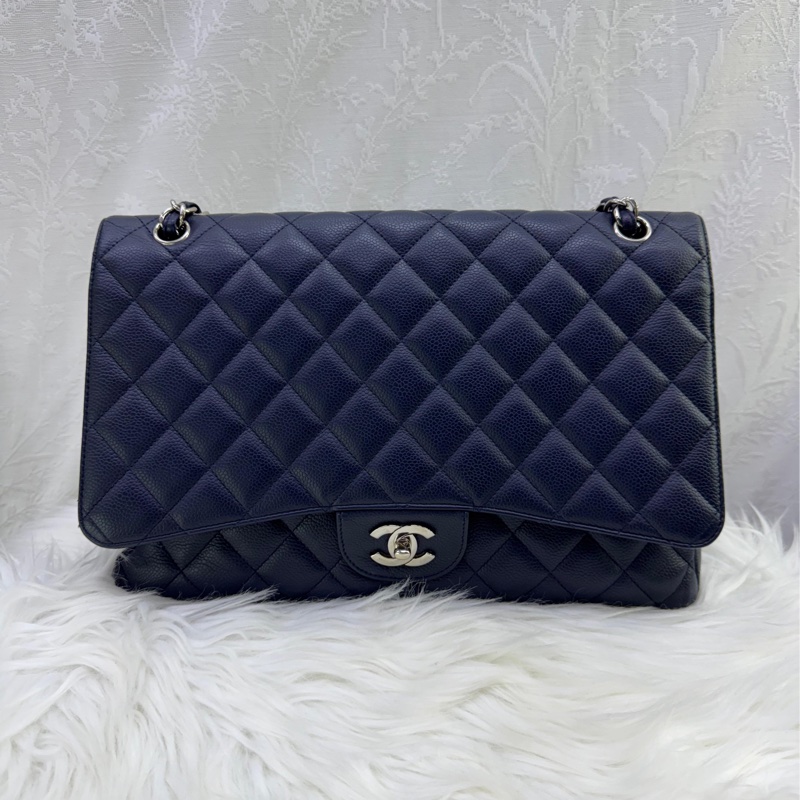 chanel maxi bag-0