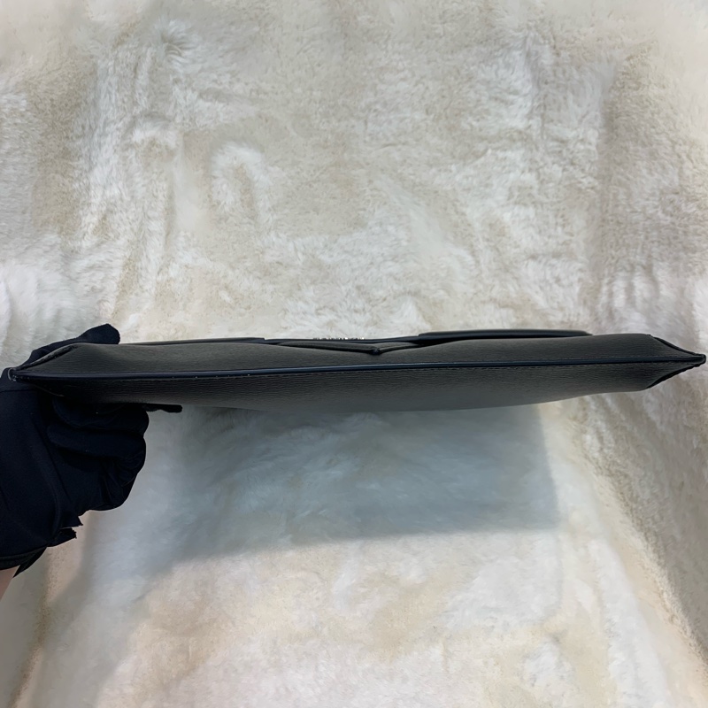 Versace 范思哲黑色牛皮手包 XA531-5