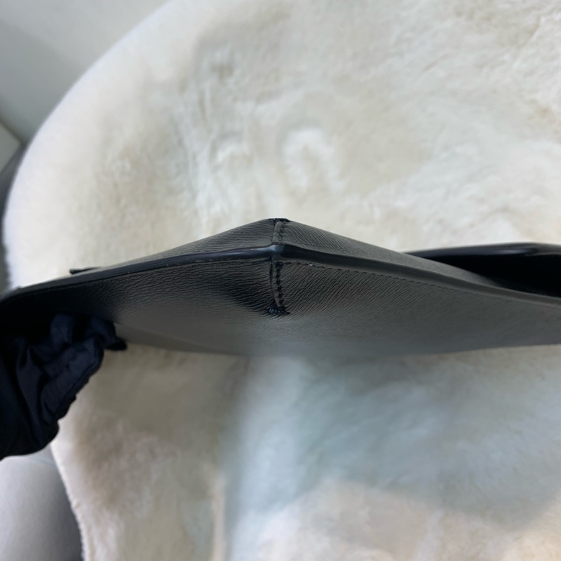 Versace 范思哲黑色牛皮手包 XA531-16