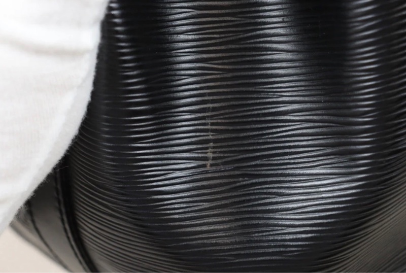 「JL精品代購」9新 LV 黑色水波紋 水桶包-8