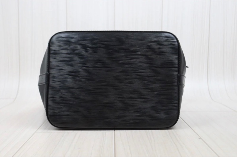 「JL精品代購」9新 LV 黑色水波紋 水桶包-12