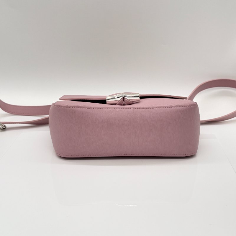 (離櫃狀態♥️)LONGCHAMP 粉色 牛皮 銀扣 郵差包-4