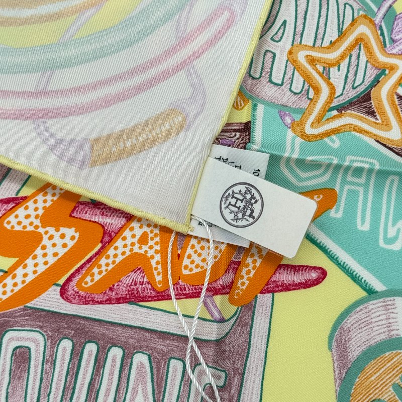 (全新品)HERMES 愛馬仕 彩色 城市景觀 大方絲巾 90cm* 90cm-7