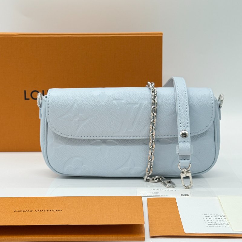 (購証齊全♥️近新狀態)LOUIS VUITTON 路易威登 IVY 寶寶藍 牛皮 經典壓紋 單肩包 鏈條包 皮肩帶可以調節長短(三用包)-0