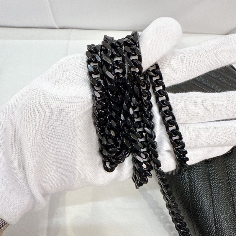 莉亞精品♡ YSL woc黑色信封包 9新美包-20
