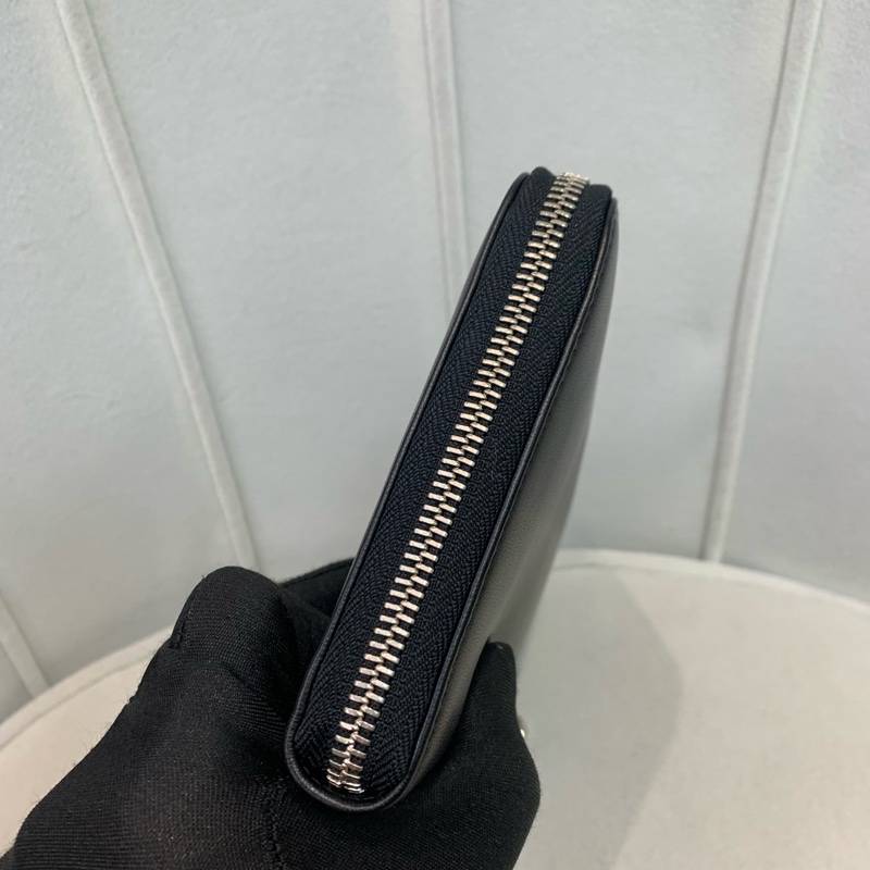 Dior 迪奧 黑色羊皮銀扣長夾X228-2