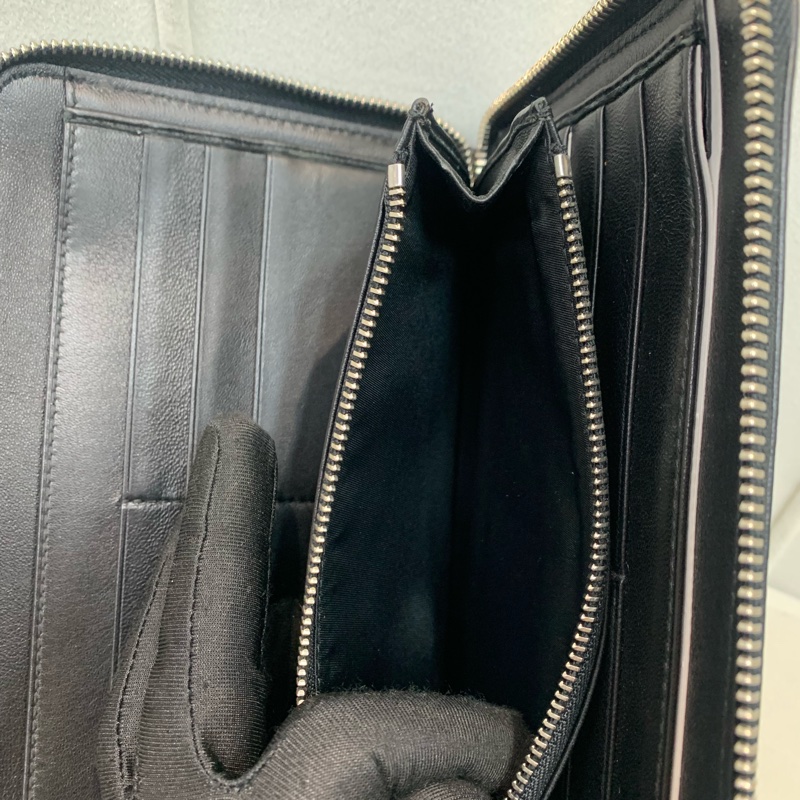 Dior 迪奧 黑色羊皮銀扣長夾X228-9