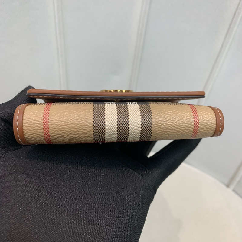 Burberry 巴寶莉米色格仔短夾 短錢包X557-4