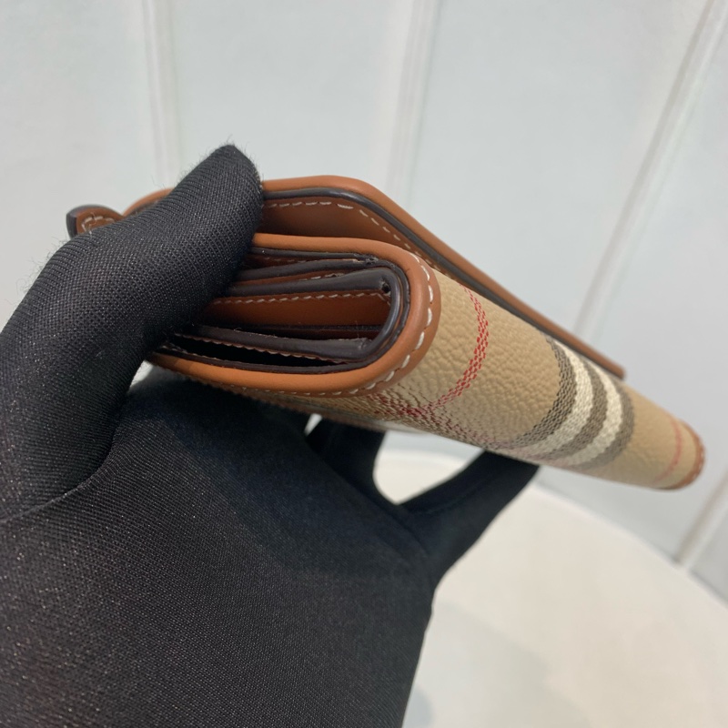 Burberry 巴寶莉米色格仔短夾 短錢包X557-14