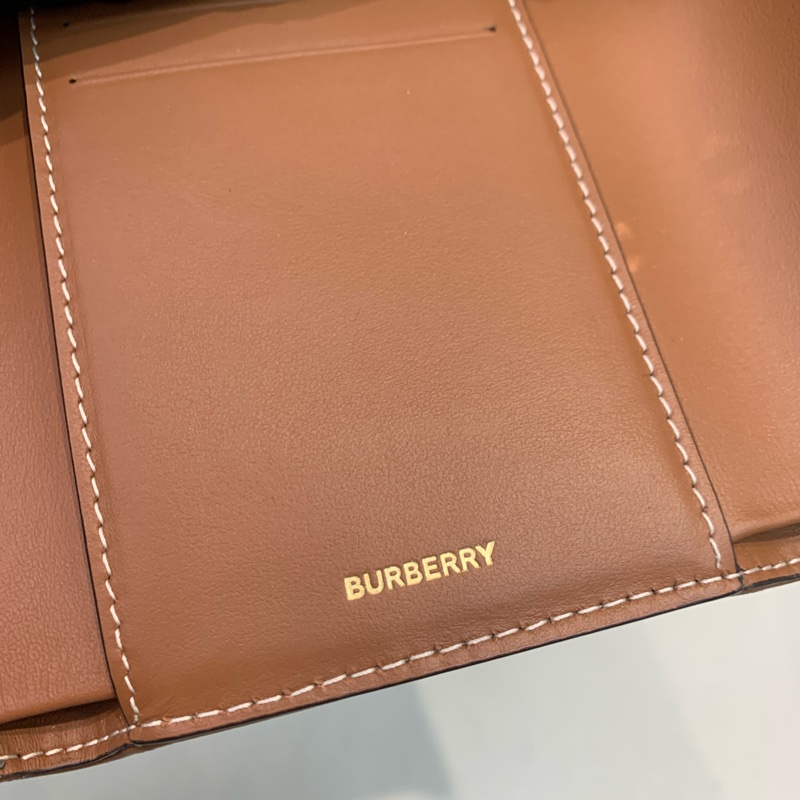 Burberry 巴寶莉米色格仔短夾 短錢包X557-28
