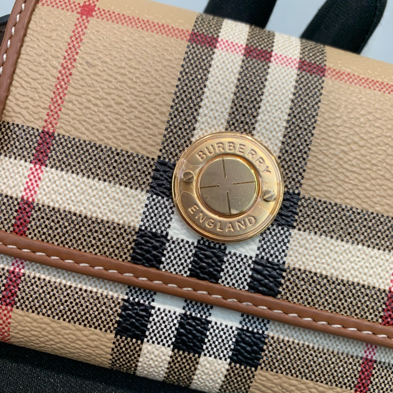 Burberry 巴寶莉米色格仔短夾 短錢包X557-40