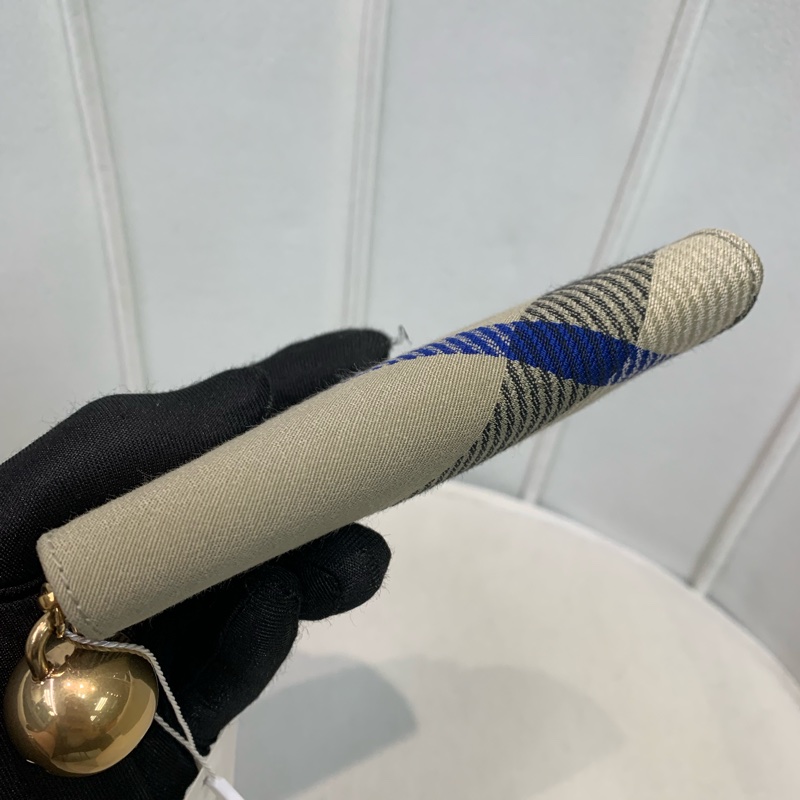 Burberry 巴寶莉米色零錢包零錢夾 XB147-13