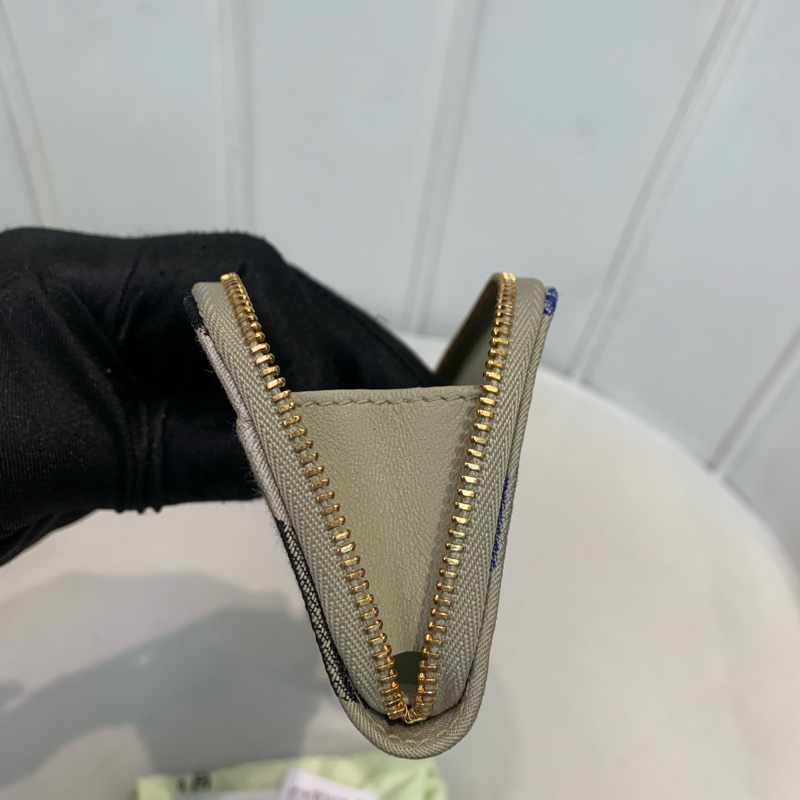 Burberry 巴寶莉米色零錢包零錢夾 XB147-19