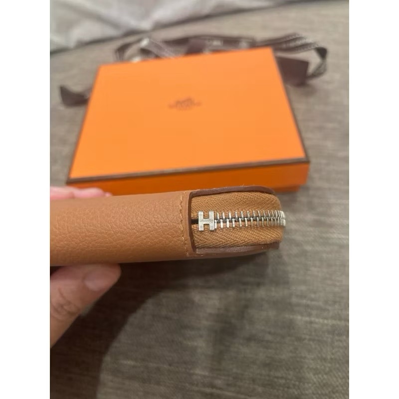 愛馬仕hermes 絲巾短夾 2024年6🈷️票 🇹🇼專櫃 gold金剛色❤️-2