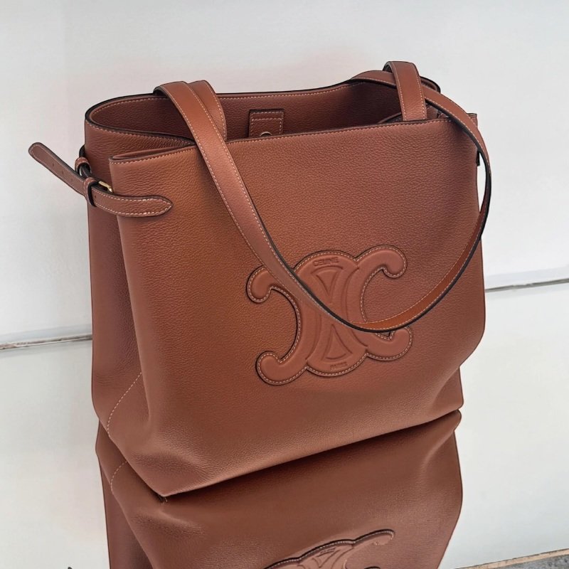 🎉新品好折扣✨Celine 121733 Cabas Anaïs Cuir Triomphe 凱旋門中號托特包 棕褐色-2