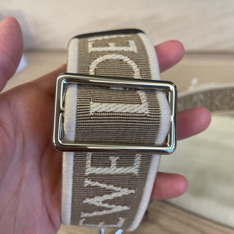 Loewe 緹花肩背帶 棕色銀釦-2