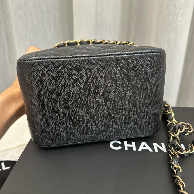 多種背法Chanel mini tote 黑金荔枝皮托特包-7