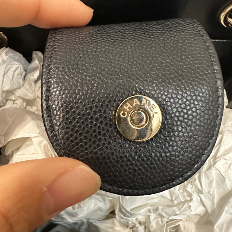多種背法Chanel mini tote 黑金荔枝皮托特包-13
