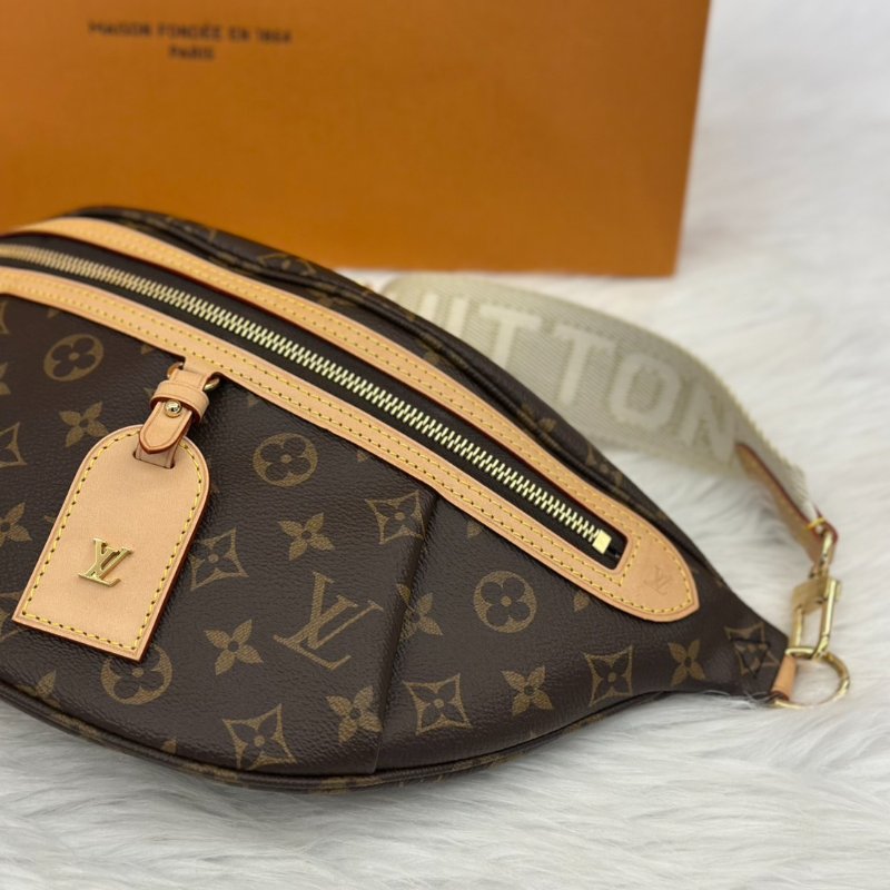LOUIS VUITTON High rise斜背包-5