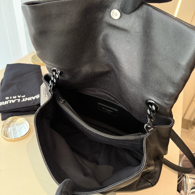 YSL Saint Lauren so black 全黑色黑釦郵差包學院包-6