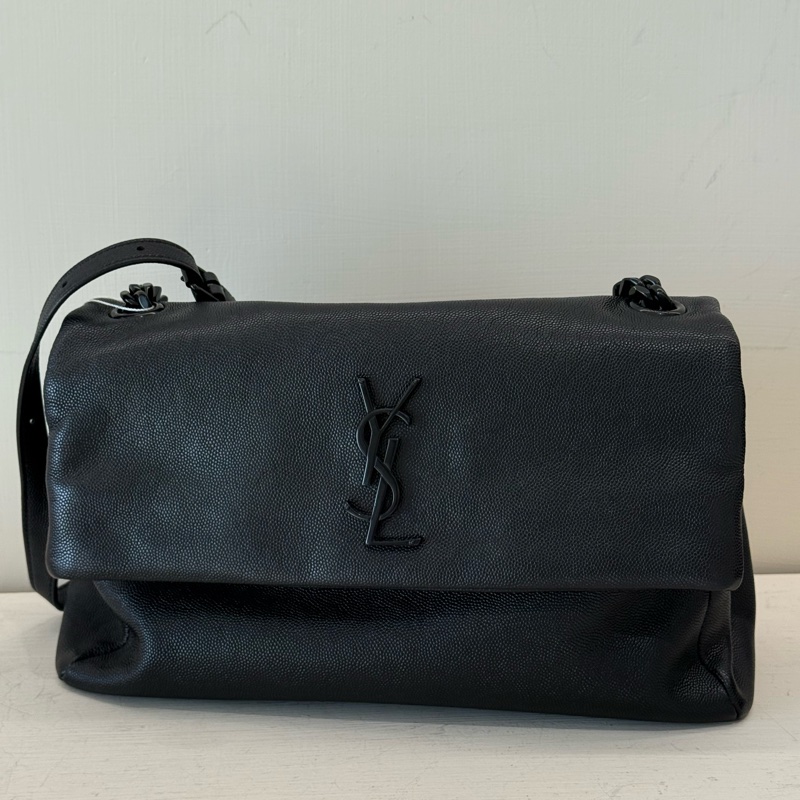 YSL Saint Lauren so black 全黑色黑釦郵差包學院包-9