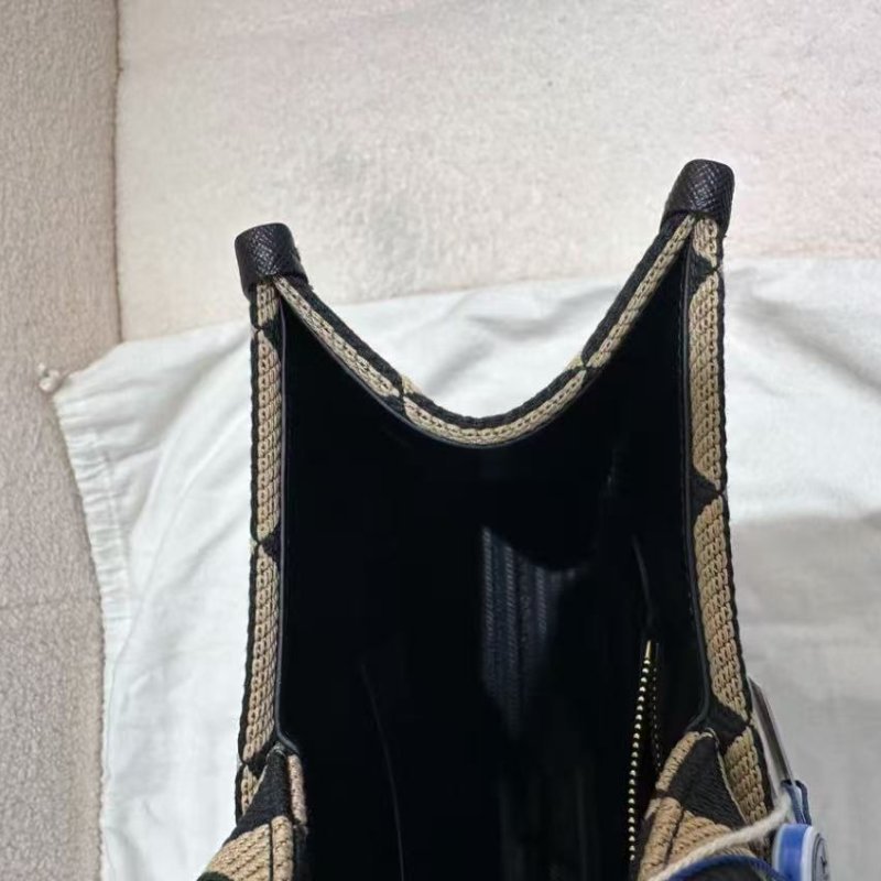 PRADA Symbole 托特包 39*31cm 99新 配件塵袋-2