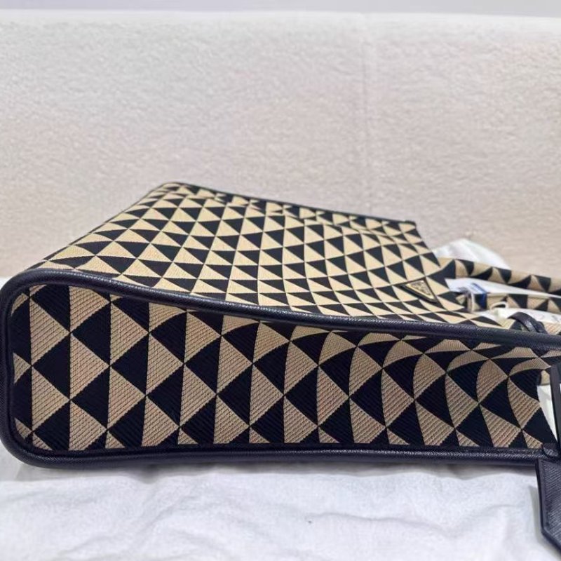PRADA Symbole 托特包 39*31cm 99新 配件塵袋-5