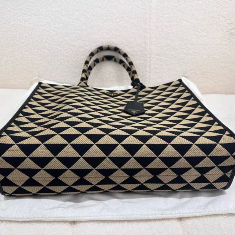 PRADA Symbole 托特包 39*31cm 99新 配件塵袋-6