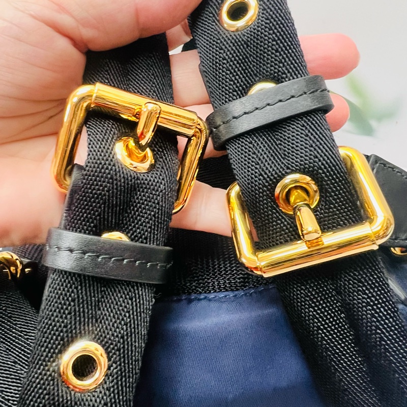 Burberry小號後背包-15