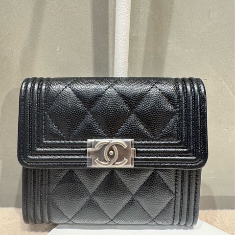 Chanel boy短夾