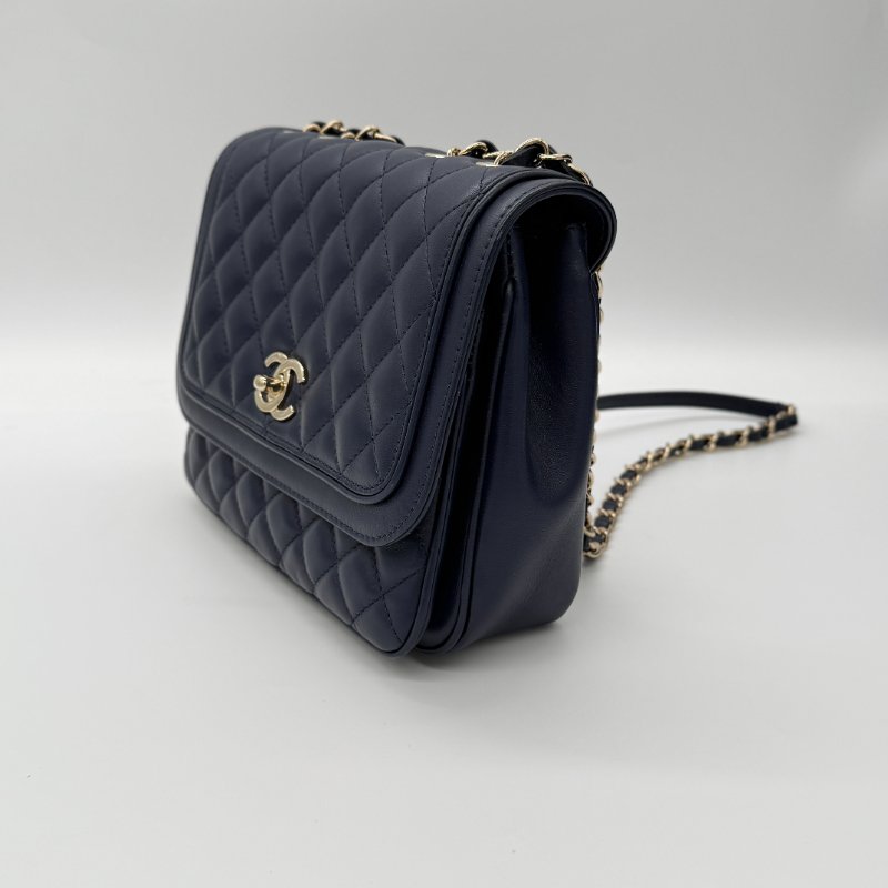 CHANEL 香奈兒 深藍色 羊皮 小方包 郵差包 鏈條包-2