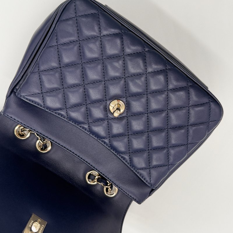 CHANEL 香奈兒 深藍色 羊皮 小方包 郵差包 鏈條包-6