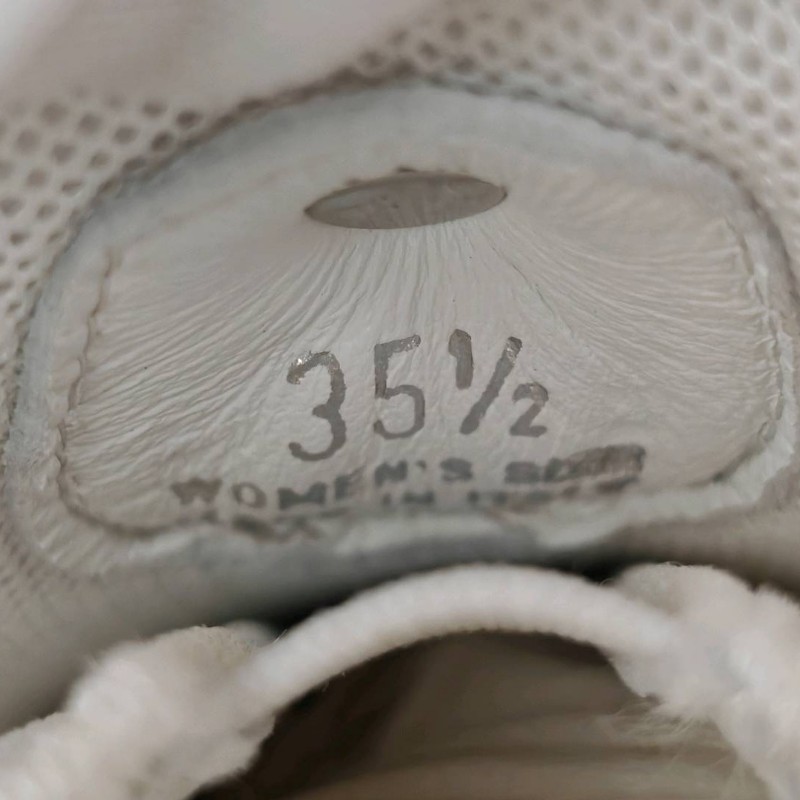 Roger Vivier 鑽扣小白鞋 35.5碼-5