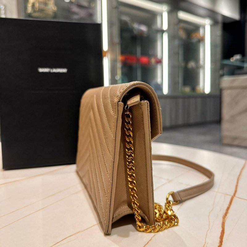 *SHIHNA名牌精品*YSL Cassandre 粒面牛皮WOC-1