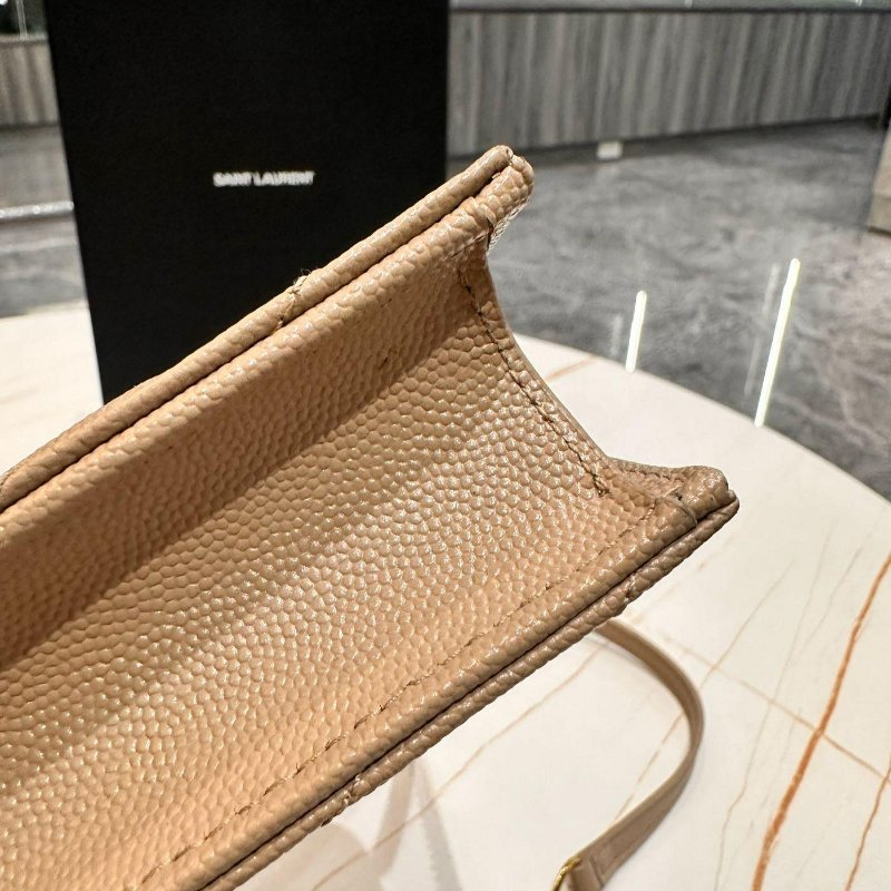 *SHIHNA名牌精品*YSL Cassandre 粒面牛皮WOC-6