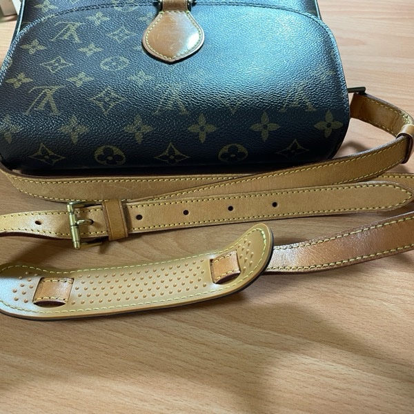 LV 馬鞍包 肩背包 斜背包-9