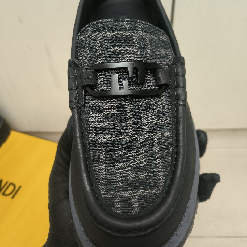 🔥年終狂降🔥【限時降價只到12/31（原15,800）】【8成新】㊣✨ FENDI✨**尺寸：8**(附盒子/防塵袋)芬迪 老花 皮革 帆布  厚底 增高 樂福鞋 懶人鞋 皮鞋/雙F/二手包/二手精品/保證正品-4