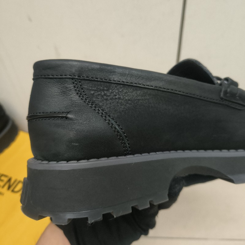 🔥年終狂降🔥【限時降價只到12/31（原15,800）】【8成新】㊣✨ FENDI✨**尺寸：8**(附盒子/防塵袋)芬迪 老花 皮革 帆布  厚底 增高 樂福鞋 懶人鞋 皮鞋/雙F/二手包/二手精品/保證正品-9