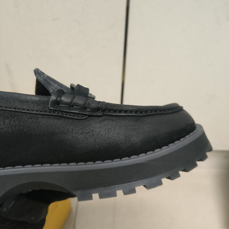 🔥年終狂降🔥【限時降價只到12/31（原15,800）】【8成新】㊣✨ FENDI✨**尺寸：8**(附盒子/防塵袋)芬迪 老花 皮革 帆布  厚底 增高 樂福鞋 懶人鞋 皮鞋/雙F/二手包/二手精品/保證正品-10