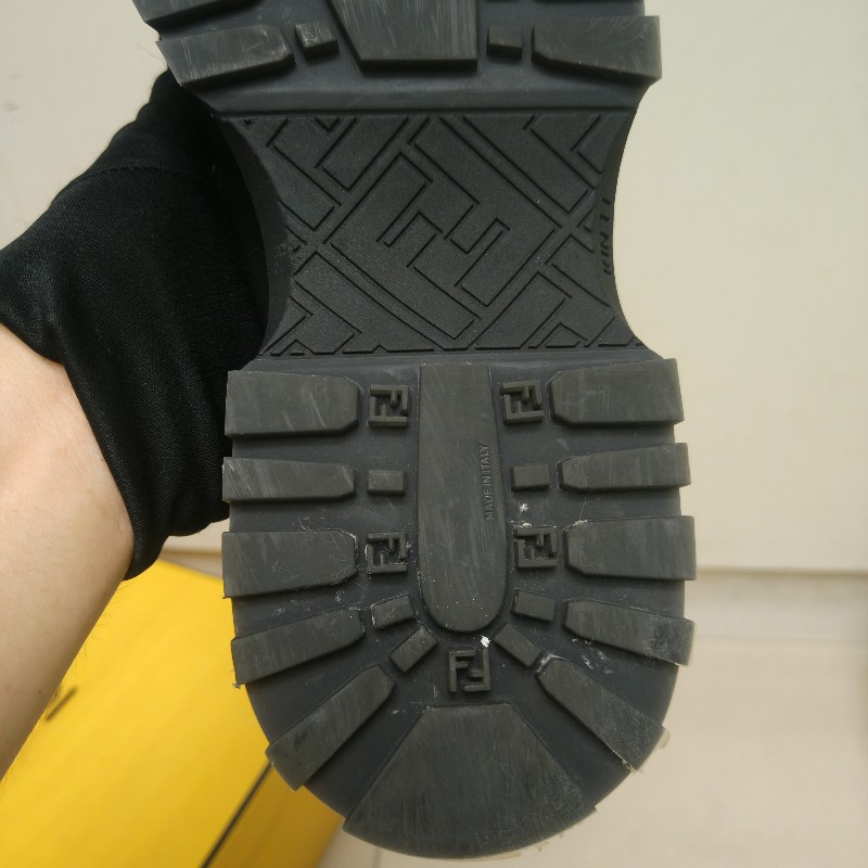 🔥年終狂降🔥【限時降價只到12/31（原15,800）】【8成新】㊣✨ FENDI✨**尺寸：8**(附盒子/防塵袋)芬迪 老花 皮革 帆布  厚底 增高 樂福鞋 懶人鞋 皮鞋/雙F/二手包/二手精品/保證正品-15