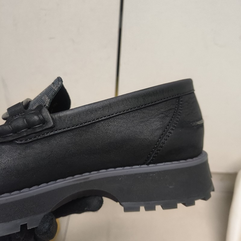 🔥年終狂降🔥【限時降價只到12/31（原15,800）】【8成新】㊣✨ FENDI✨**尺寸：8**(附盒子/防塵袋)芬迪 老花 皮革 帆布  厚底 增高 樂福鞋 懶人鞋 皮鞋/雙F/二手包/二手精品/保證正品-19