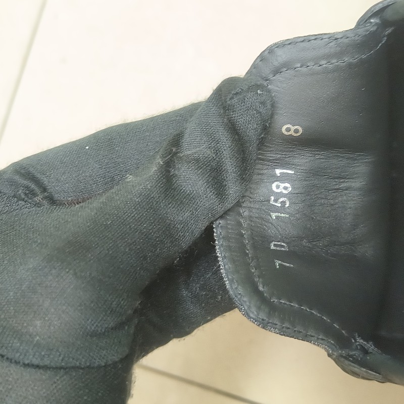 🔥年終狂降🔥【限時降價只到12/31（原15,800）】【8成新】㊣✨ FENDI✨**尺寸：8**(附盒子/防塵袋)芬迪 老花 皮革 帆布  厚底 增高 樂福鞋 懶人鞋 皮鞋/雙F/二手包/二手精品/保證正品-23