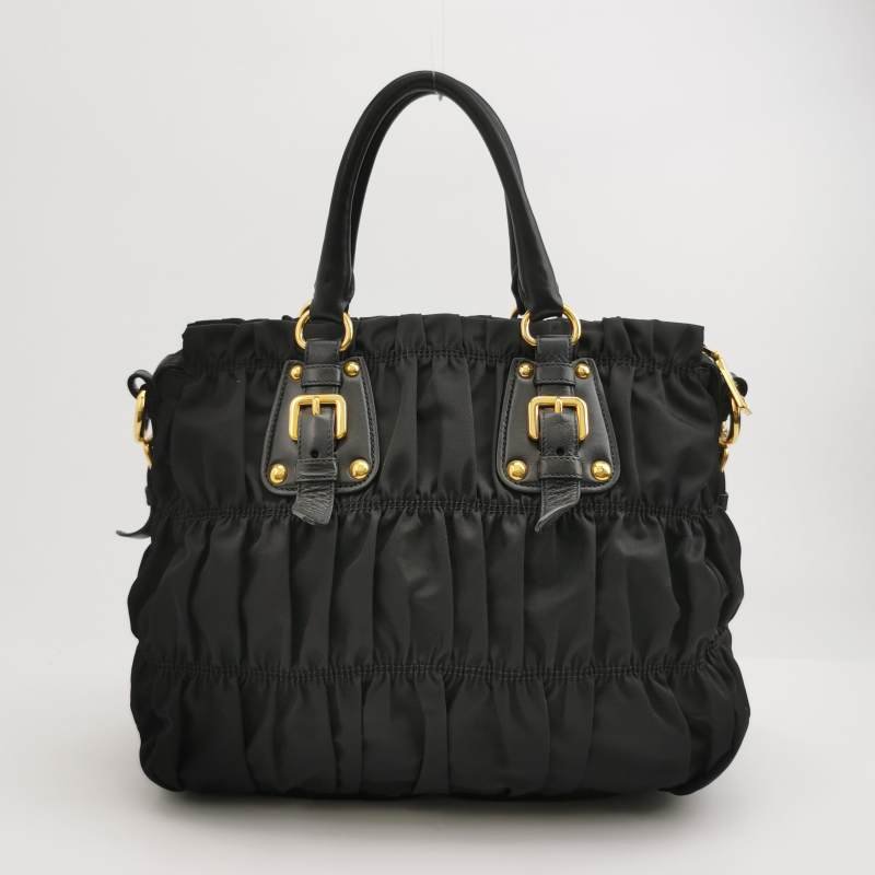 Prada Gaufre 羊皮 尼龍布 純色 字母 Logo 褶皺 斜挎包 單肩包-4