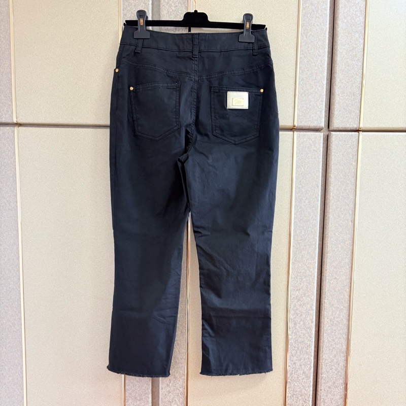 19)全新義大利精品Clips黑色棉質9分褲 M-小L適穿 原價12800-1