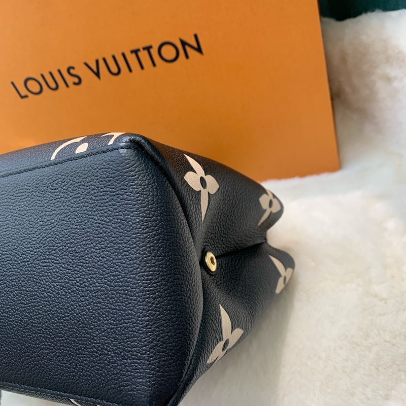 LV PETIT PALAIS 雙色大老花壓紋手袋  I679NY-6