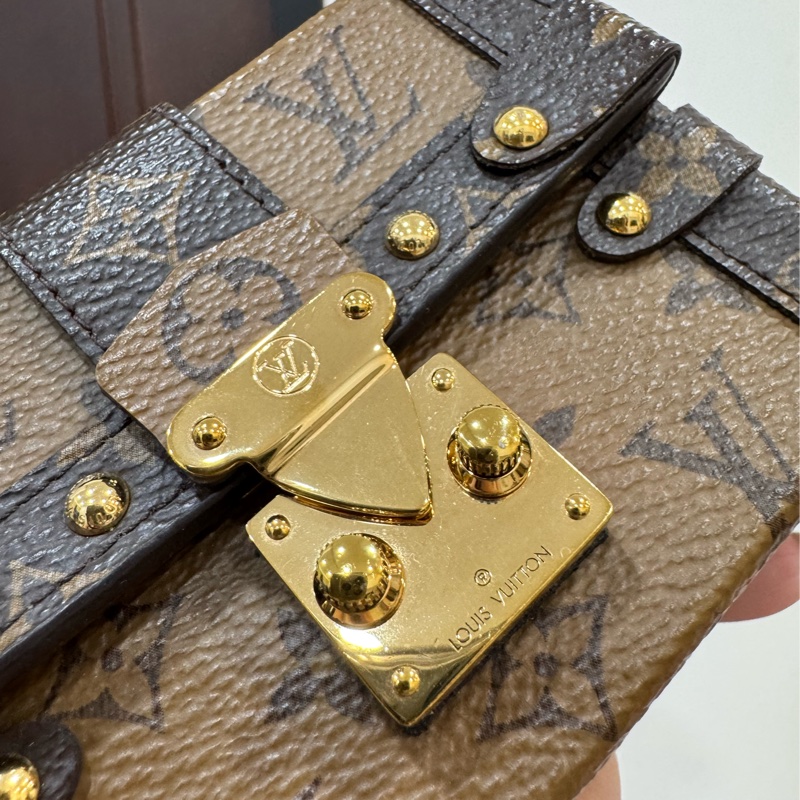 LV essential trunk MINI 方盒子 小方盒 廢包 手挽包 晚宴包 口紅包 斜背包 肩背包 側背包-16