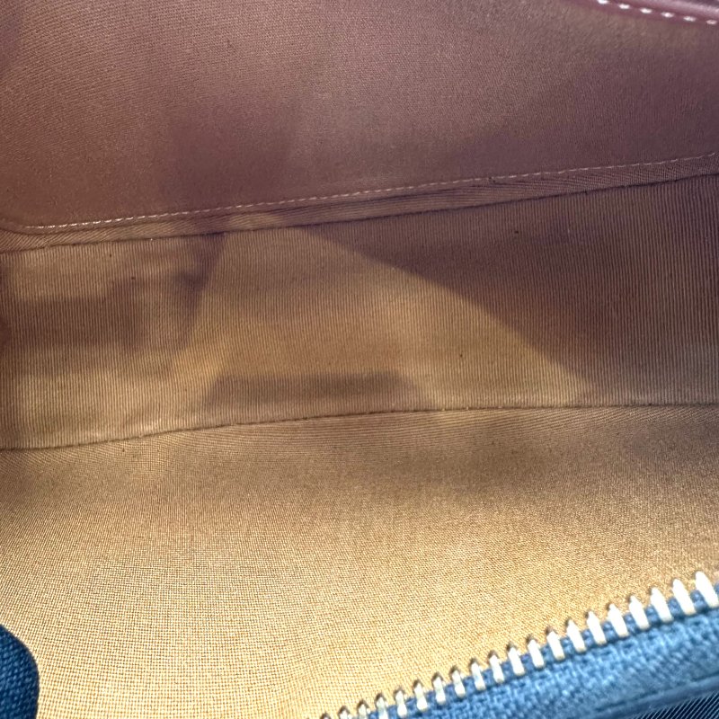 【美收精品】CELINE 咖色單肩包 B-736【隔月月中將轉賣至日本 上架期限30天】-8