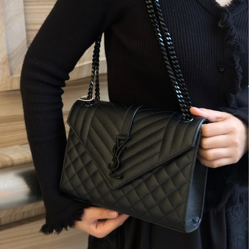 （近全新品💝） YSL 聖羅蘭 “so black” 全黑 信封斜背包 專櫃96500！-5