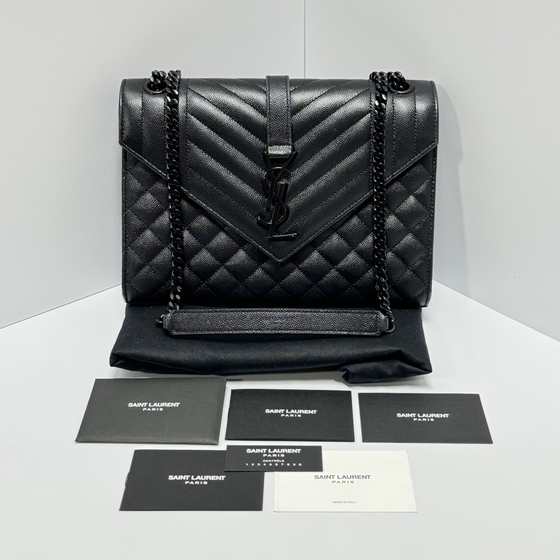 （近全新品💝） YSL 聖羅蘭 “so black” 全黑 信封斜背包 專櫃96500！-6